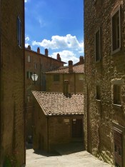 Via Santucci, Cortona ©Blogginginitaly.com