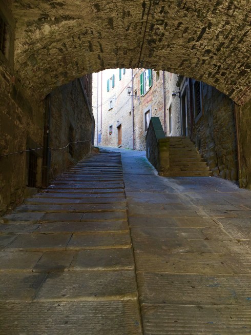 Via Santucci, (Our street), ©Blogginginitaly.com